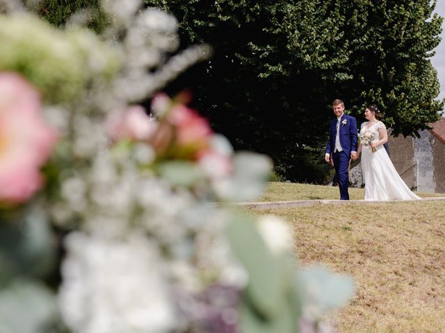 Le mariage de Luc et Tiphaine à Thuré, Vienne 56