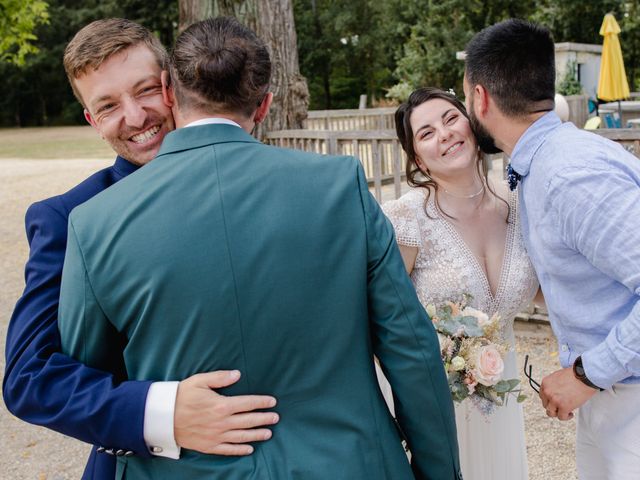 Le mariage de Luc et Tiphaine à Thuré, Vienne 59