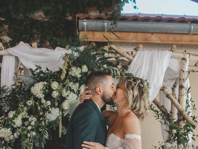 Le mariage de Alexandre et Lou Ann à Salt-en-Donzy, Loire 4