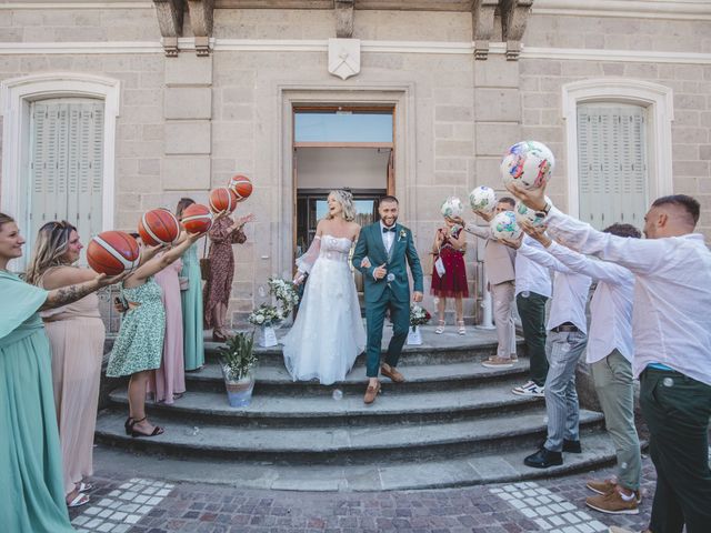 Le mariage de Alexandre et Lou Ann à Salt-en-Donzy, Loire 18