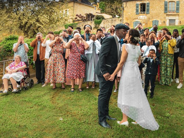 Le mariage de Daniel et Céline à Saint-Cyprien, Dordogne 33