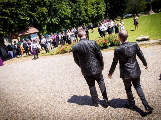 Le mariage de Guillaume  et Hichem  à Le Thil, Eure 19