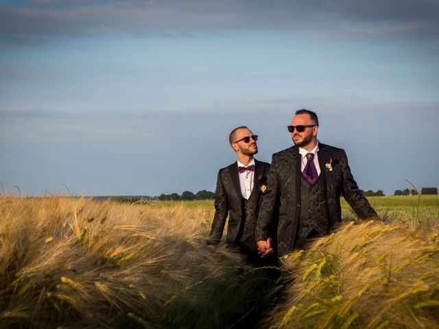 Le mariage de Guillaume  et Hichem  à Le Thil, Eure 50