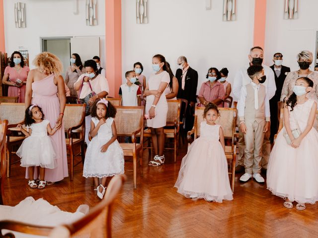 Le mariage de Cyril et Erika à Saint-Benoît, La Réunion 14