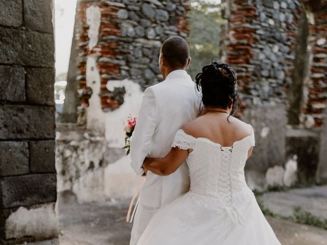 Le mariage de Cyril et Erika à Saint-Benoît, La Réunion 19