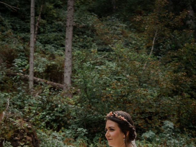 Le mariage de Paul et Sarah à Allevard, Isère 3