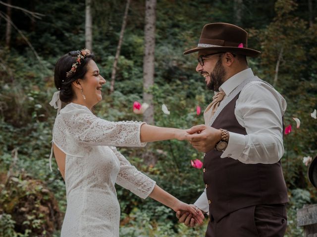 Le mariage de Paul et Sarah à Allevard, Isère 7
