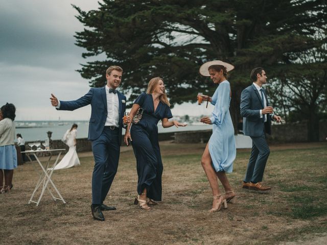 Le mariage de Maxime et Julie à Île-Tudy, Finistère 365
