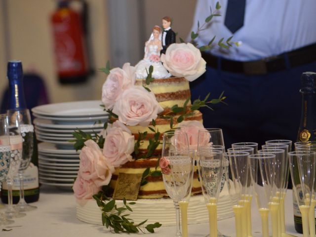 Le mariage de Thomas et Elodie à Gien, Loiret 27