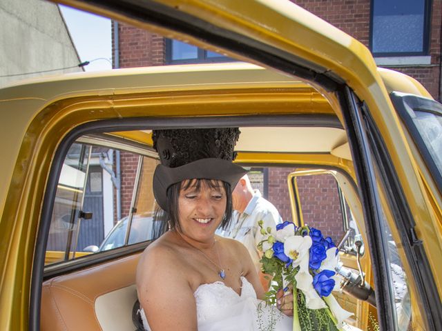 Le mariage de Fabrice et Catherine à Saint-Amand-les-Eaux, Nord 13