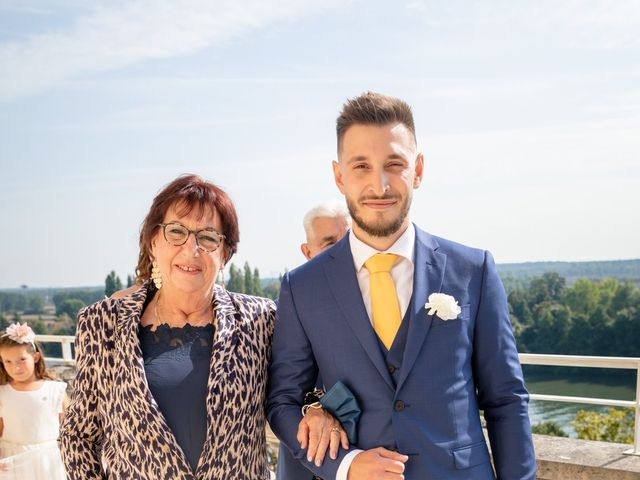 Le mariage de Jérémy et Mélanie à Conflans-Sainte-Honorine, Yvelines 8