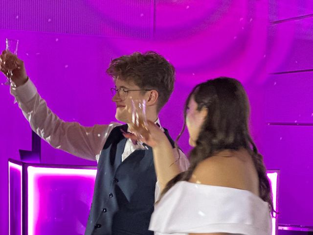 Le mariage de Thibaut et Amandine à Alignan-du-Vent, Hérault 18