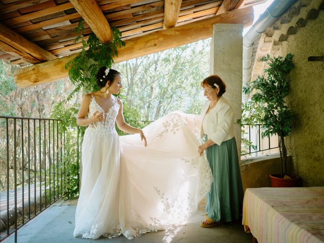 Le mariage de Giovanni et Iona à Nyons, Drôme 30