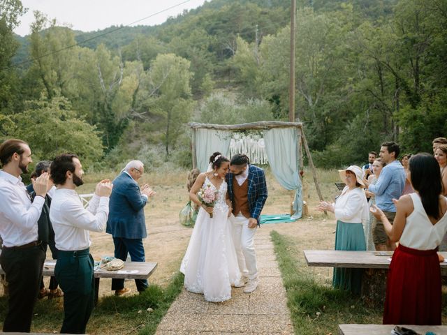 Le mariage de Giovanni et Iona à Nyons, Drôme 44