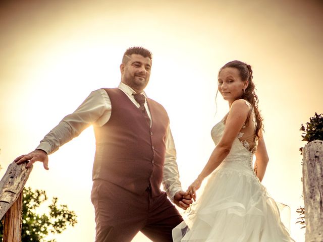 Le mariage de Alex et Amélie à Néac, Gironde 3