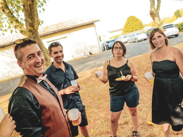 Le mariage de Alex et Amélie à Néac, Gironde 69