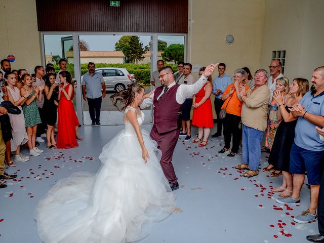 Le mariage de Alex et Amélie à Néac, Gironde 83