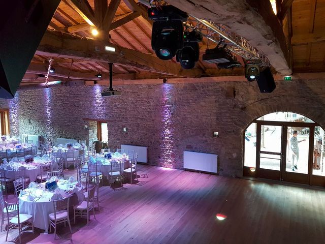 Le mariage de Anthony et Marina à Chambost-Allières, Rhône 3
