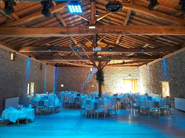 Le mariage de Anthony et Marina à Chambost-Allières, Rhône 4