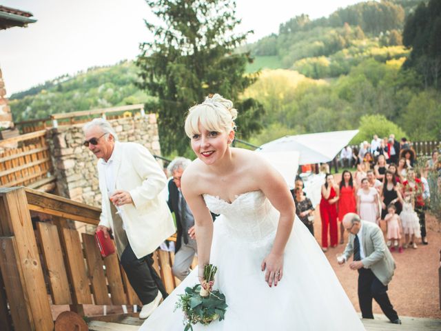 Le mariage de Anthony et Marina à Chambost-Allières, Rhône 27
