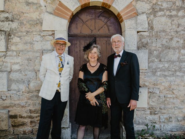 Le mariage de René et Emilie à Benest, Charente 5