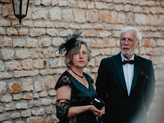 Le mariage de René et Emilie à Benest, Charente 7