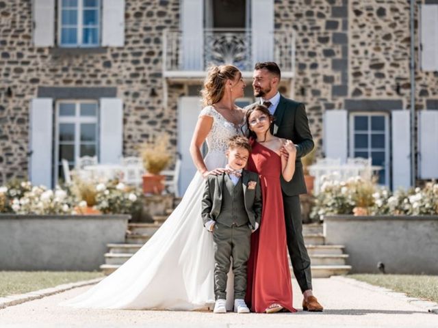 Le mariage de Tyro et Typhanie  à Tinténiac, Ille et Vilaine 1