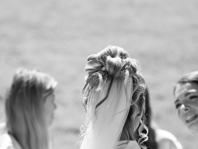 Le mariage de Olivier et Sacha à Saint-Genix-sur-Guiers, Savoie 25