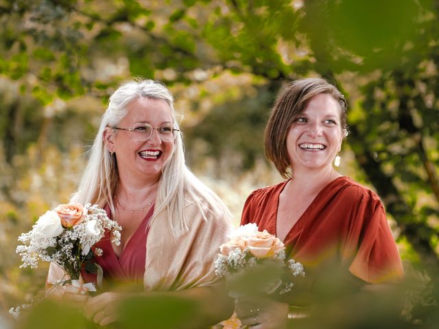 Le mariage de Maxime et Agathe à Cartelègue, Gironde 29