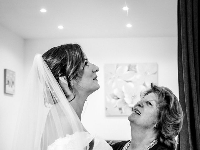 Le mariage de Christopher et Laura à Céreste, Alpes-de-Haute-Provence 18