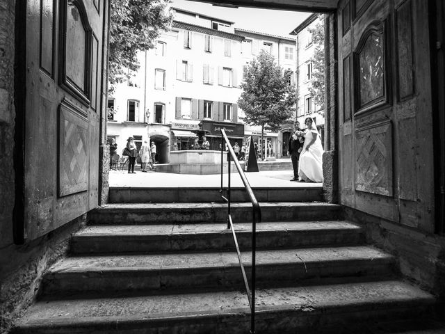 Le mariage de Christopher et Laura à Céreste, Alpes-de-Haute-Provence 29