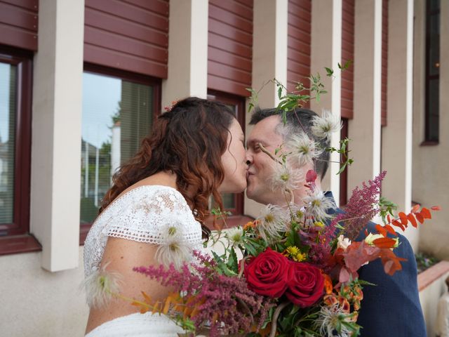 Le mariage de Nicolas et Maryline à Sainte-Cécile, Vendée 6