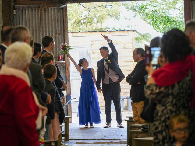 Le mariage de Nicolas et Maryline à Sainte-Cécile, Vendée 29