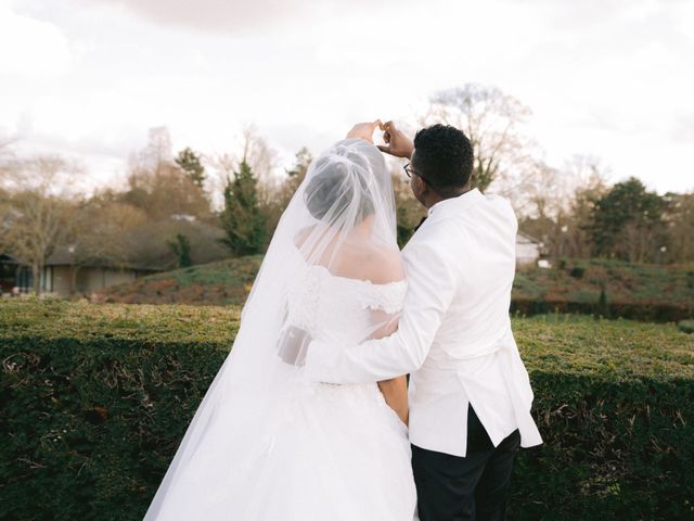 Le mariage de Eric et Laetitia à Vincennes, Val-de-Marne 16