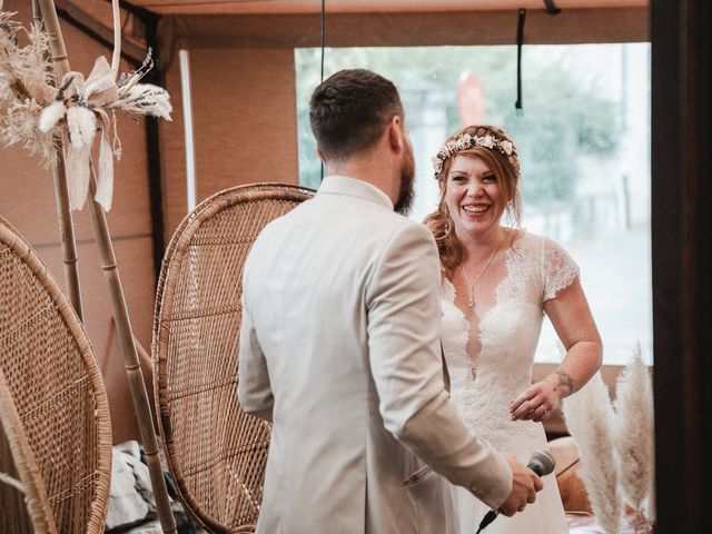 Le mariage de Olivier et Céline à Port-Lesney, Jura 23