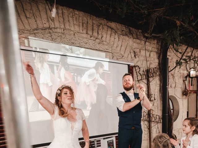 Le mariage de Olivier et Céline à Port-Lesney, Jura 28