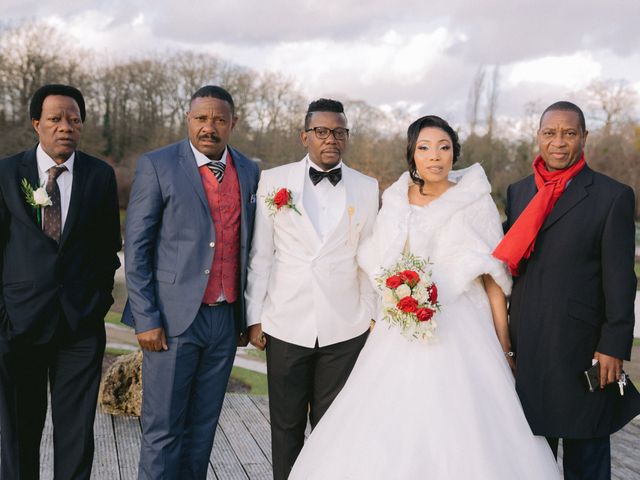 Le mariage de Eric et Laetitia à Vincennes, Val-de-Marne 28