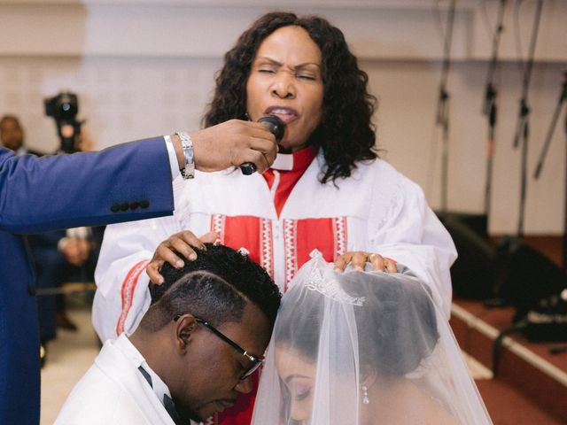 Le mariage de Eric et Laetitia à Vincennes, Val-de-Marne 41