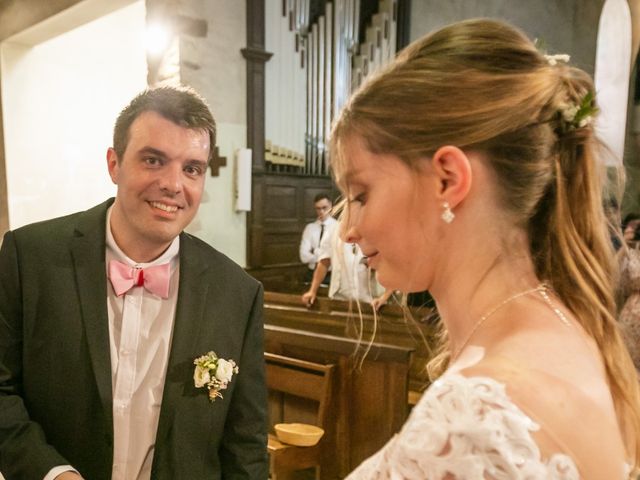 Le mariage de Aurèlie et Thomas à Saint-Berthevin, Mayenne 7