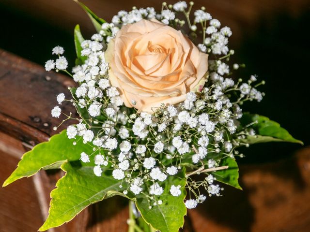 Le mariage de Aurèlie et Thomas à Saint-Berthevin, Mayenne 8