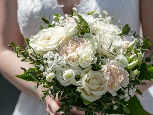 Le mariage de Aurèlie et Thomas à Saint-Berthevin, Mayenne 9