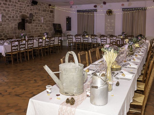 Le mariage de Valentin et Soralia  à Argentat, Corrèze 5