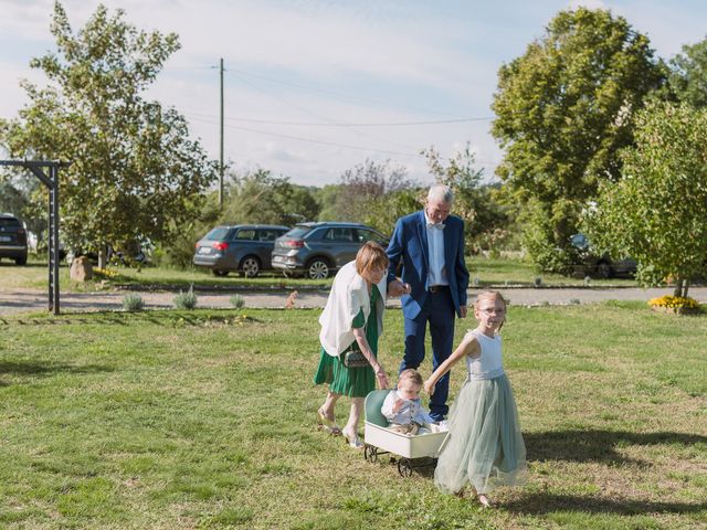 Le mariage de Julien et Gwennaëlle à La Bruère-sur-Loir, Sarthe 17