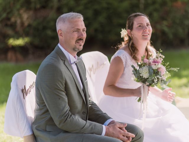 Le mariage de Julien et Gwennaëlle à La Bruère-sur-Loir, Sarthe 24