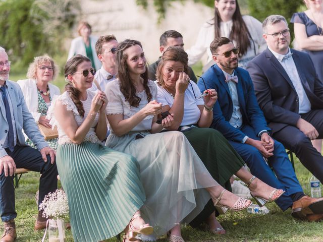 Le mariage de Julien et Gwennaëlle à La Bruère-sur-Loir, Sarthe 37