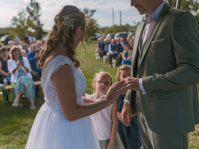 Le mariage de Julien et Gwennaëlle à La Bruère-sur-Loir, Sarthe 40