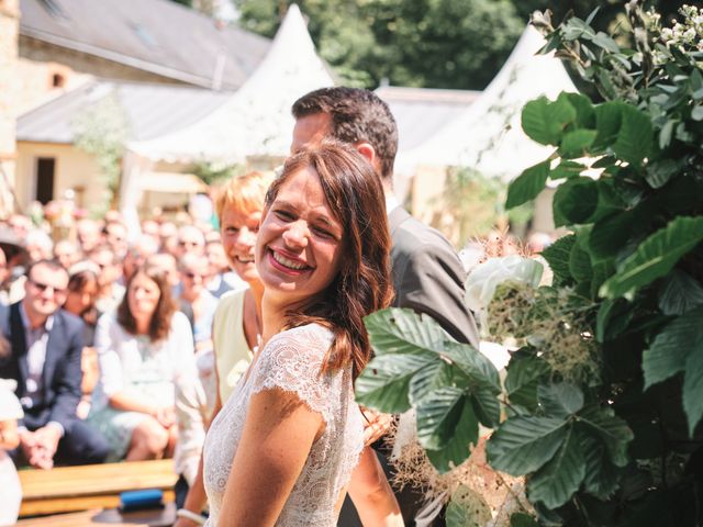 Le mariage de Fabrice et Kelly à Andouillé, Mayenne 8