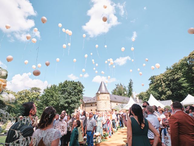 Le mariage de Fabrice et Kelly à Andouillé, Mayenne 15