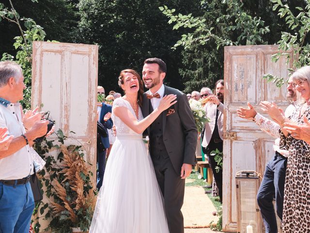 Le mariage de Fabrice et Kelly à Andouillé, Mayenne 18