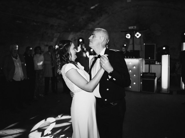 Le mariage de Antoine et Camille à Écuillé, Maine et Loire 32